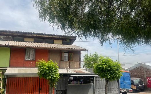 Amplia casa con hermosa vista en Peñalolén